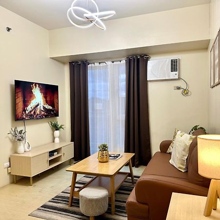 2-Bedroom Condo Unit With Balcony At Centrio Tower Beside Ayala Centrio Mall Downtown Cdo 카가얀드오로 외부 사진