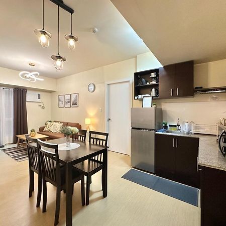 2-Bedroom Condo Unit With Balcony At Centrio Tower Beside Ayala Centrio Mall Downtown Cdo 카가얀드오로 외부 사진