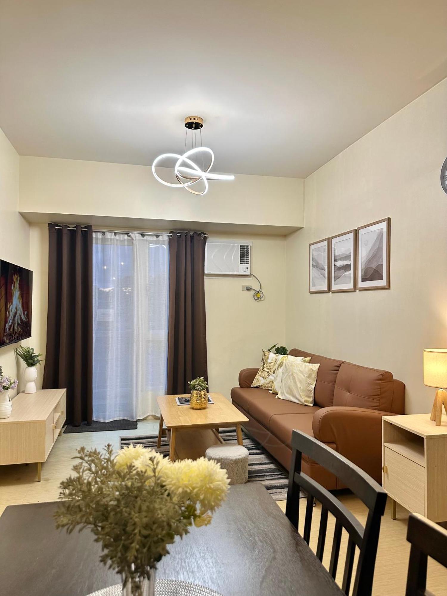 2-Bedroom Condo Unit With Balcony At Centrio Tower Beside Ayala Centrio Mall Downtown Cdo 카가얀드오로 외부 사진