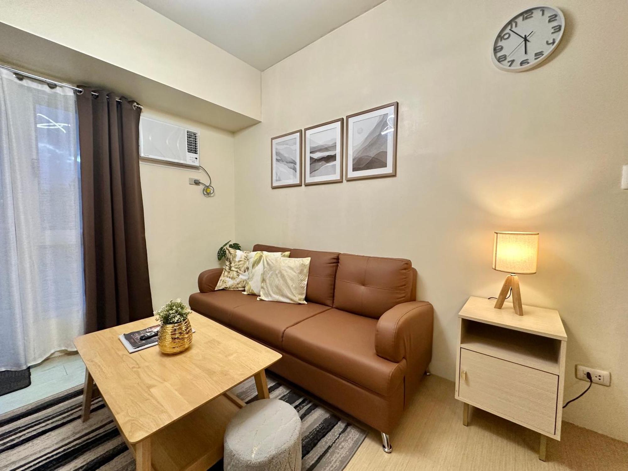 2-Bedroom Condo Unit With Balcony At Centrio Tower Beside Ayala Centrio Mall Downtown Cdo 카가얀드오로 외부 사진